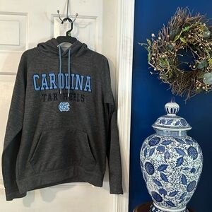 Men's Stadium Athletic Gray North Carolina Tar Heels Arch & Logo Pullover Hoodie